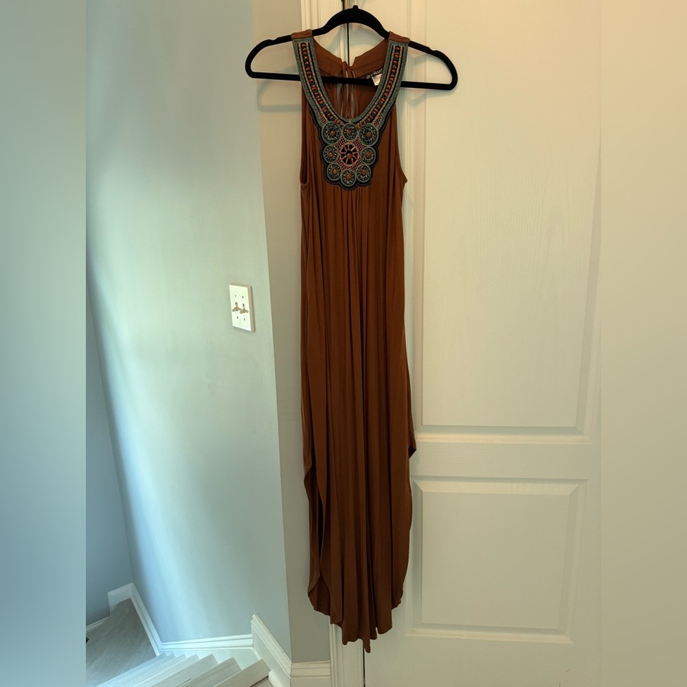 VENUS Brown Maxi Dress with Embroidered Neckline